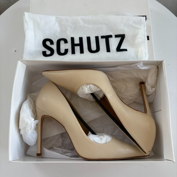 SCHUTZ Lou Pump in colour Egg Shell - Picture 7 of 7